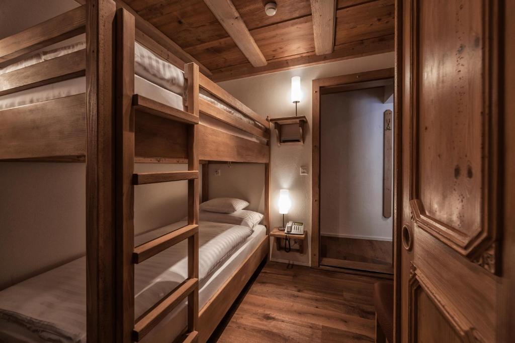 Hotel Schoenegg Венген Номер фото